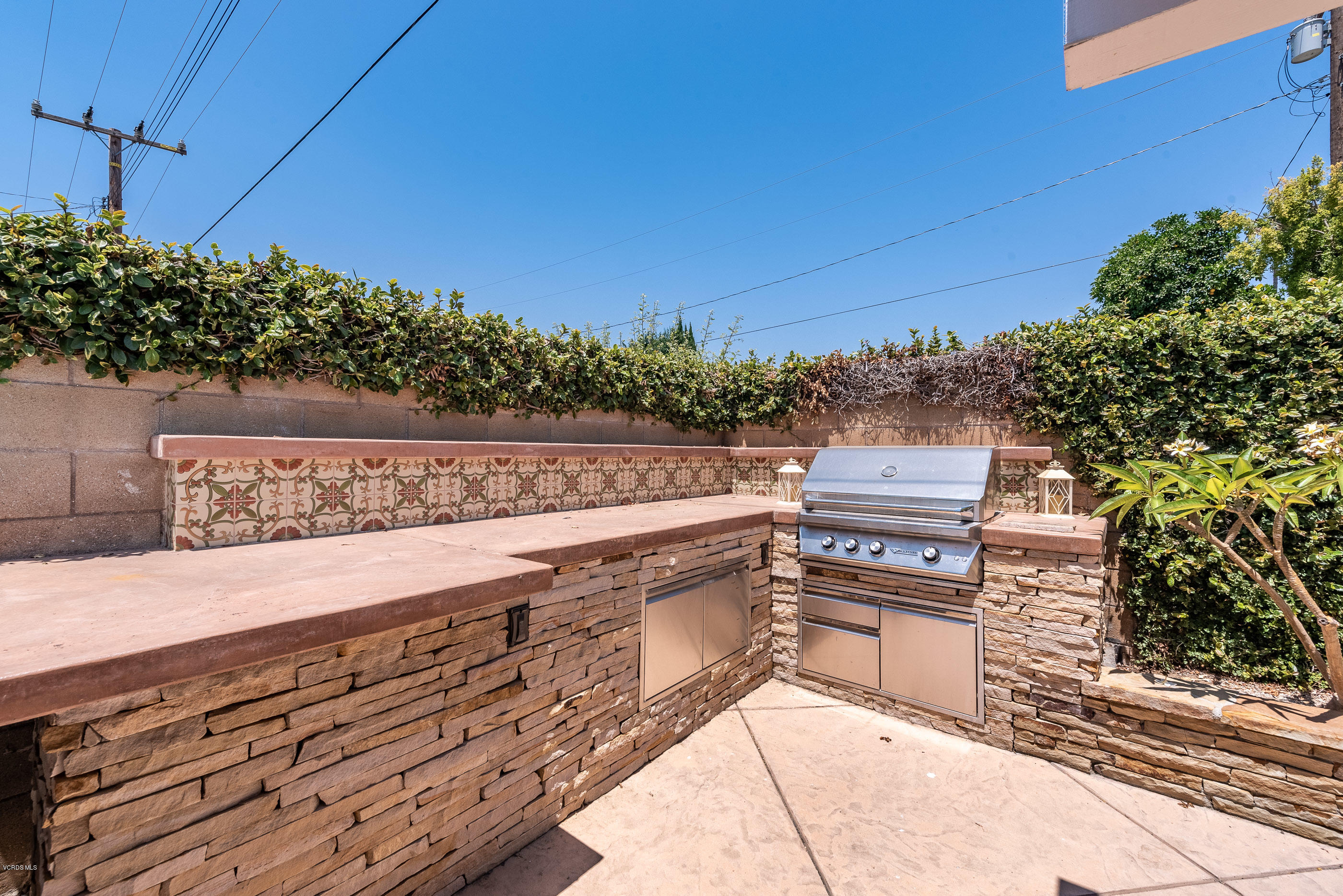 2155 Cheam Avenue Simi Valley, CA 93063 - Photo 30 of 38 2155 Cheam Ave Simi Valley-33