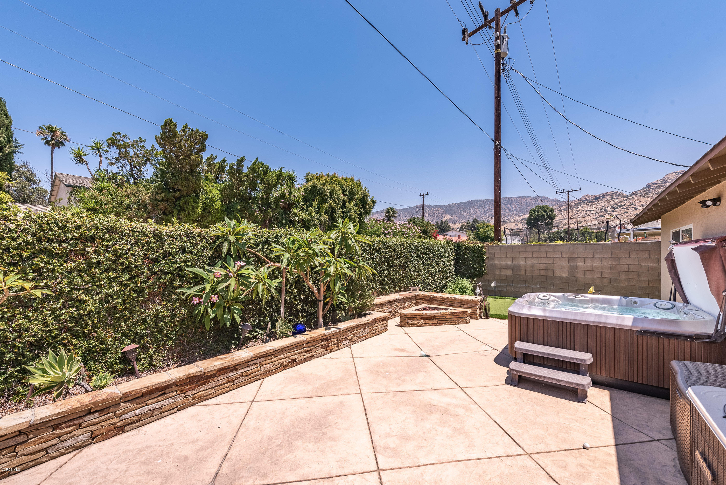 2155 Cheam Avenue Simi Valley, CA 93063 - Photo 32 of 38 2155 Cheam Ave Simi Valley-36