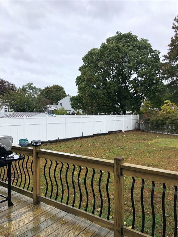 191 Vineyard Road Warwick, RI 02889 - Photo 30 of 32 Gallery Image 30