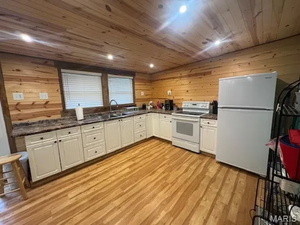 $109,900 | 2390 Wrights Lodge Road, St. Clair, MO 63077