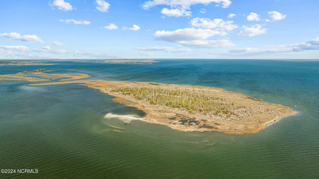 $695,000 | 0 Bells Island, Marshallberg, NC 28553