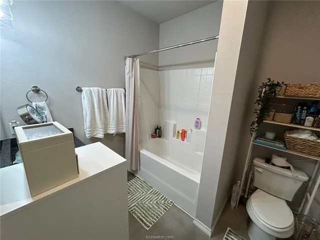 $3,250 | 3102 Green Street, Bryan, TX 77801