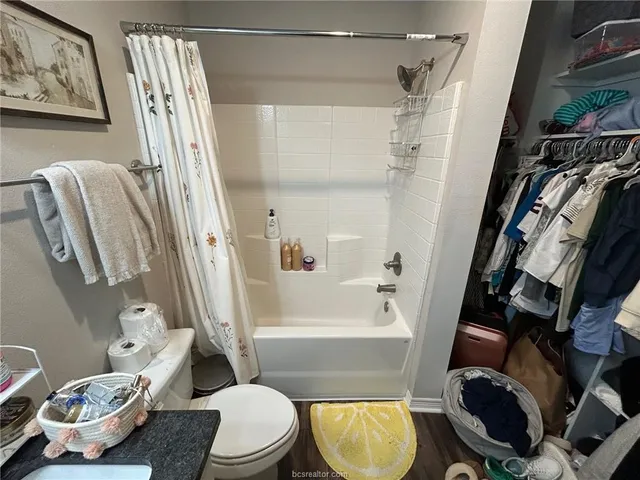 $3,250 | 3102 Green Street, Bryan, TX 77801