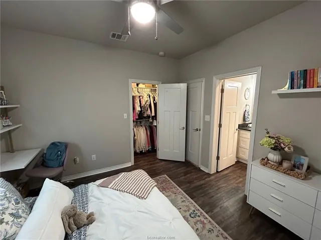 $3,250 | 3102 Green Street, Bryan, TX 77801