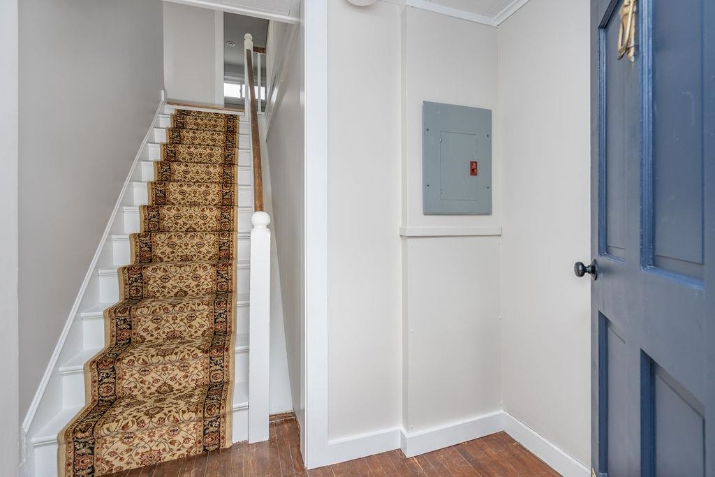 57 Congress Street Rochester, NH 03867 - Photo 16 of 41
