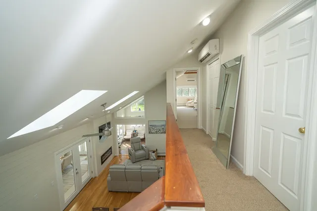 $2,600,000 | 229 Oak Lane, West Tisbury, MA 02568