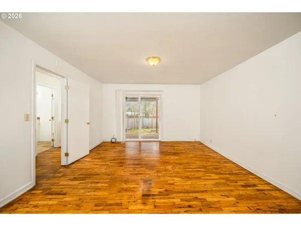 a view of empty room