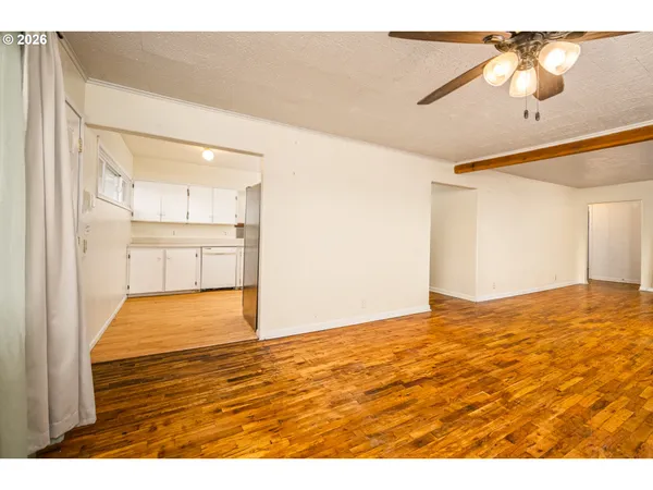 a view of empty room