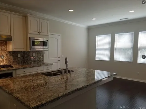 $4,900 | 143 Borrego, Irvine, CA 92618