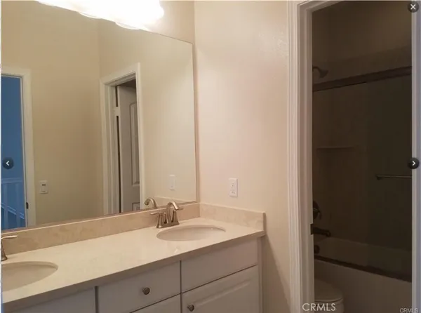 $4,900 | 143 Borrego, Irvine, CA 92618