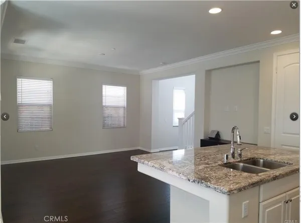 $4,900 | 143 Borrego, Irvine, CA 92618