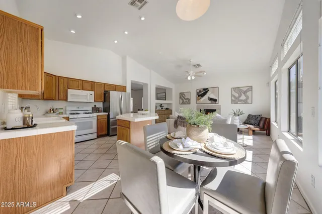 $449,900 | 4051 West Buckskin Trail, Phoenix, AZ 85083