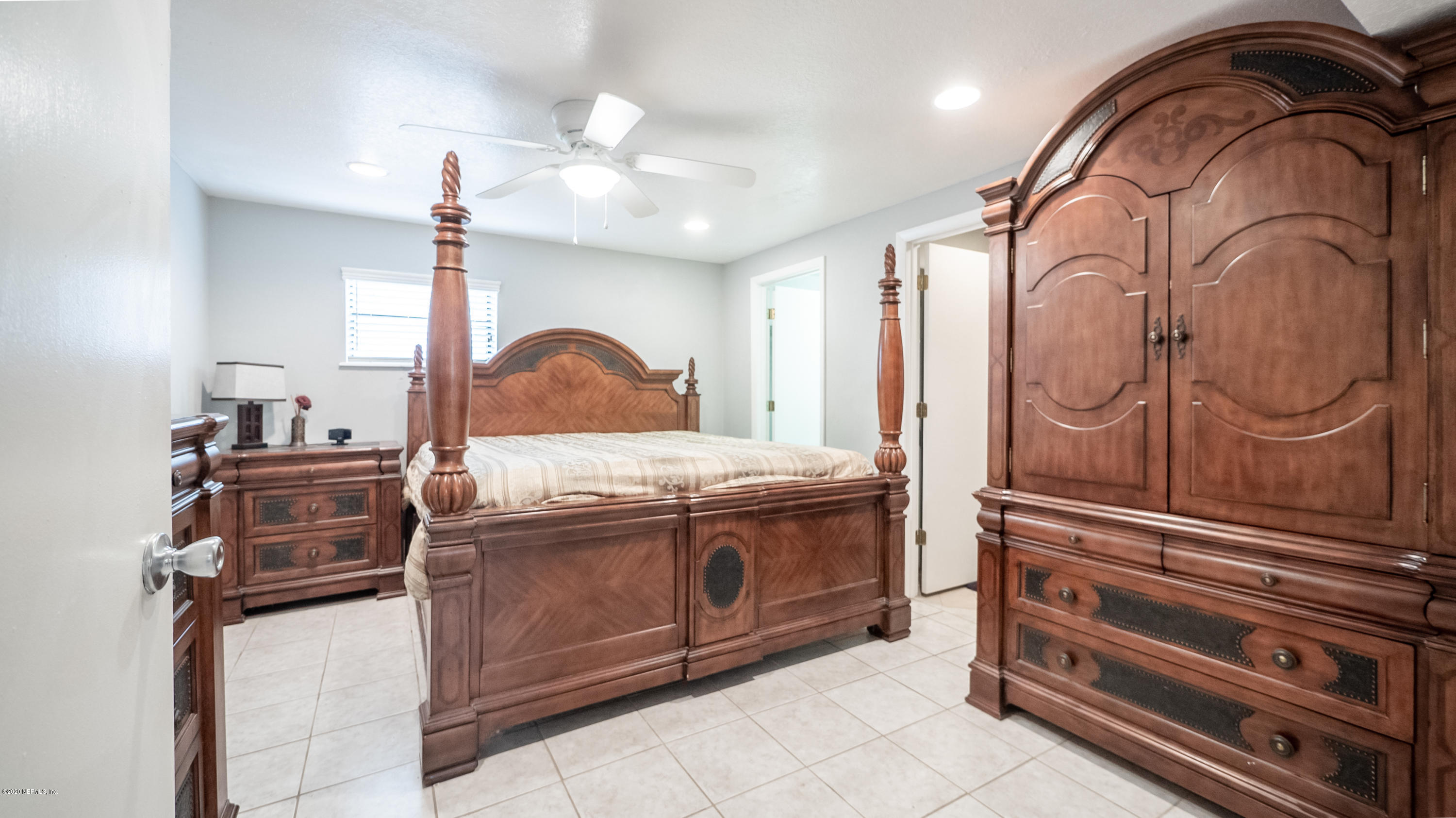 3635 Spring Glen Road Jacksonville, FL 32207 - Photo 15 of 25 master