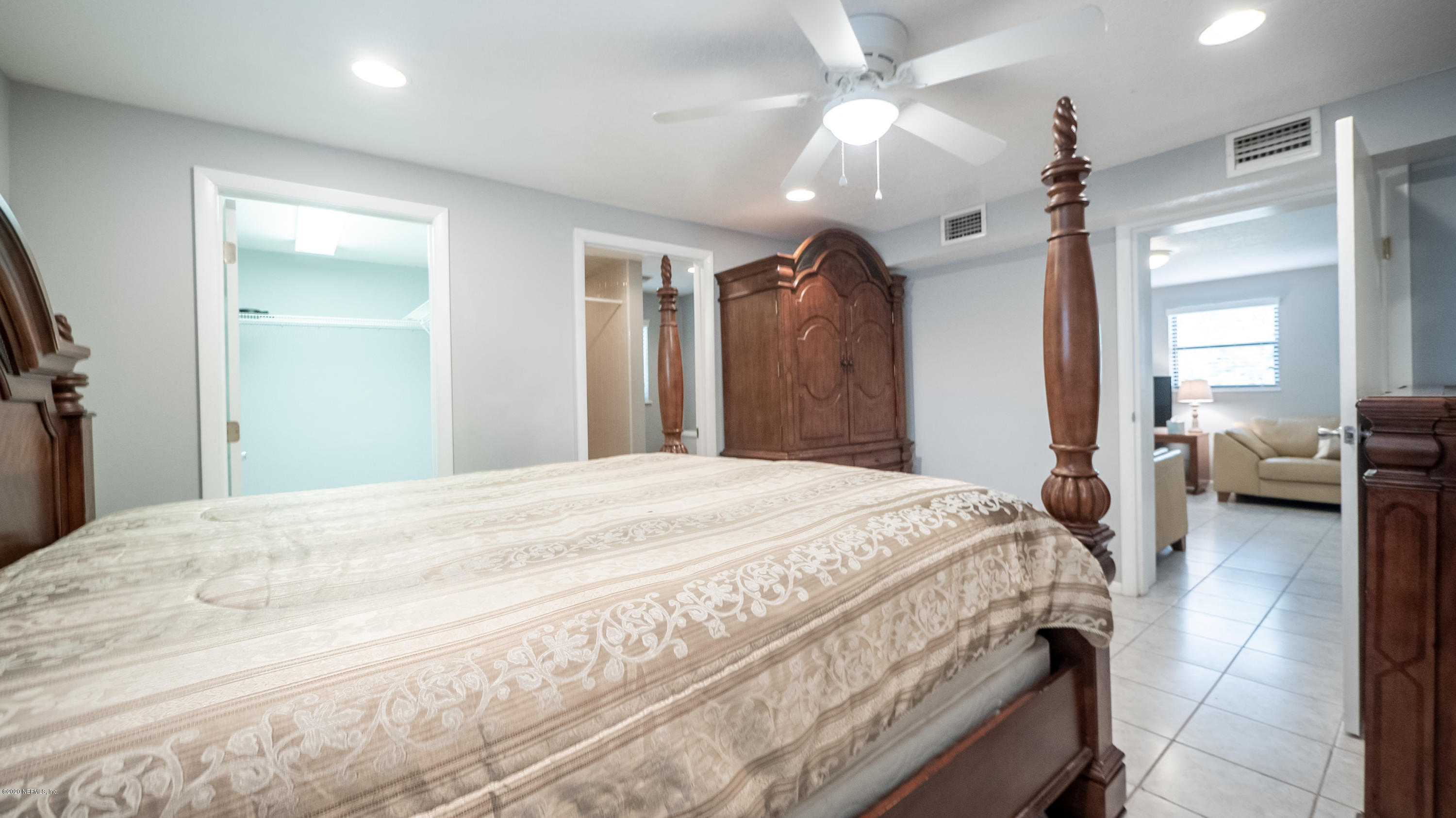 3635 Spring Glen Road Jacksonville, FL 32207 - Photo 16 of 25 master