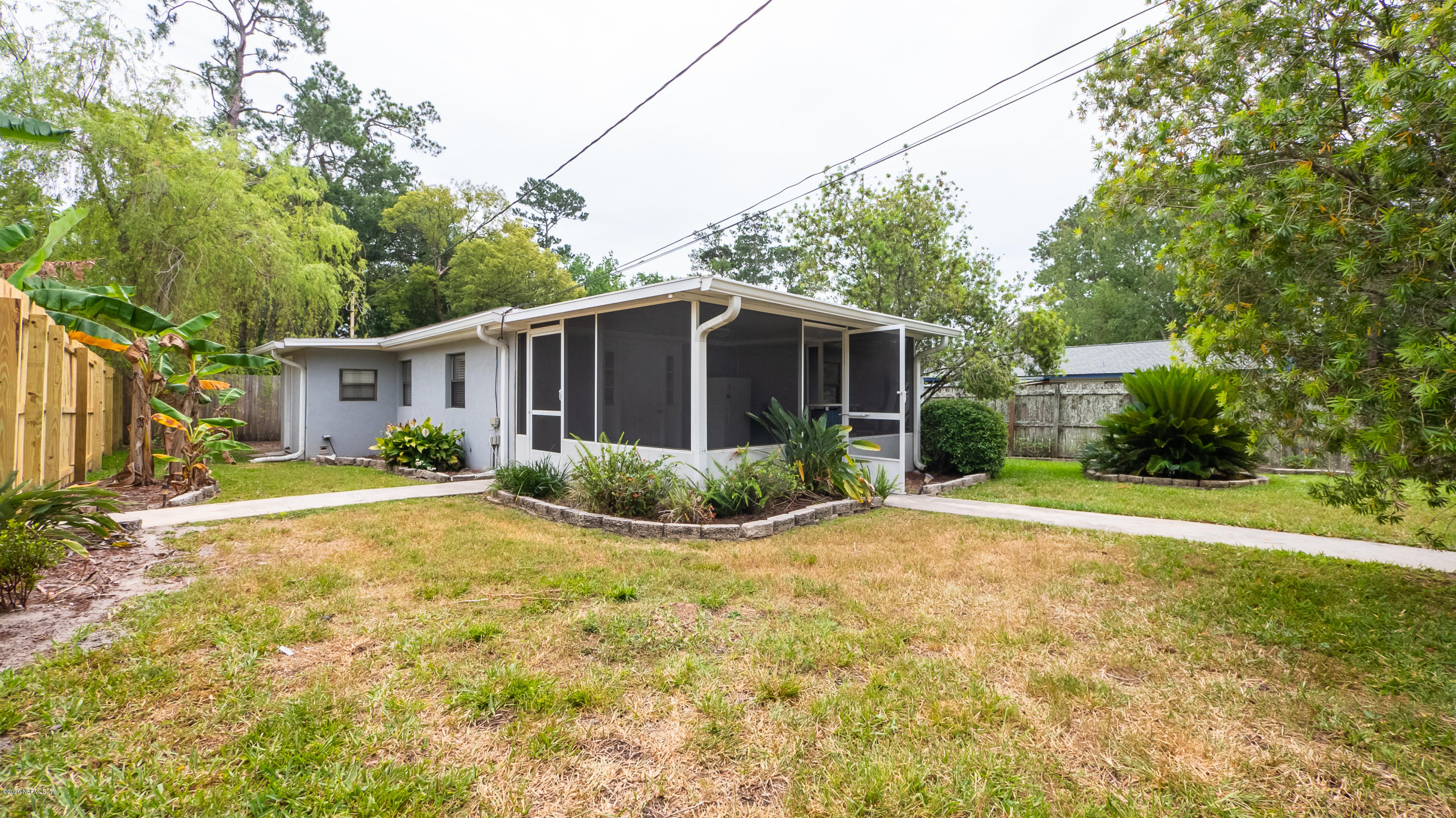 3635 Spring Glen Road Jacksonville, FL 32207 - Photo 5 of 25 side view
