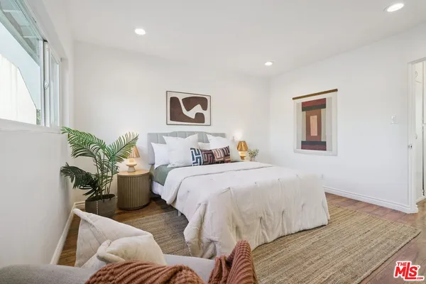 $524,000 | 4408 Franklin Avenue, Unit 5, Los Angeles, CA 90027
