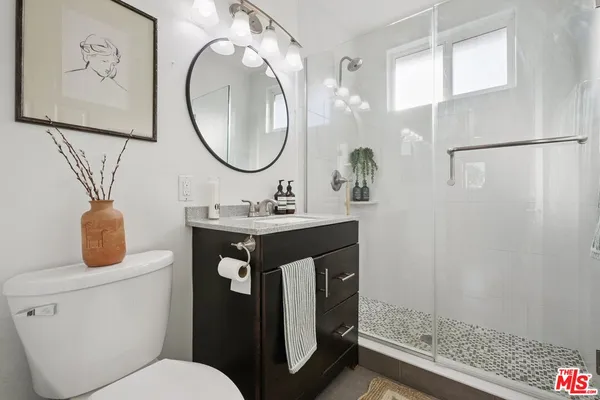 $524,000 | 4408 Franklin Avenue, Unit 5, Los Angeles, CA 90027