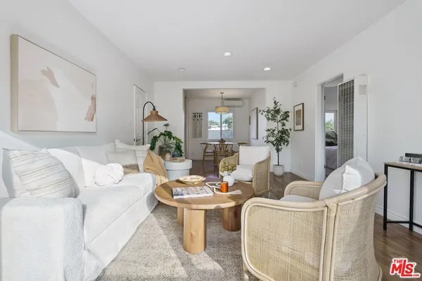 $524,000 | 4408 Franklin Avenue, Unit 5, Los Angeles, CA 90027