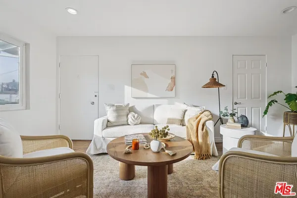 $524,000 | 4408 Franklin Avenue, Unit 5, Los Angeles, CA 90027
