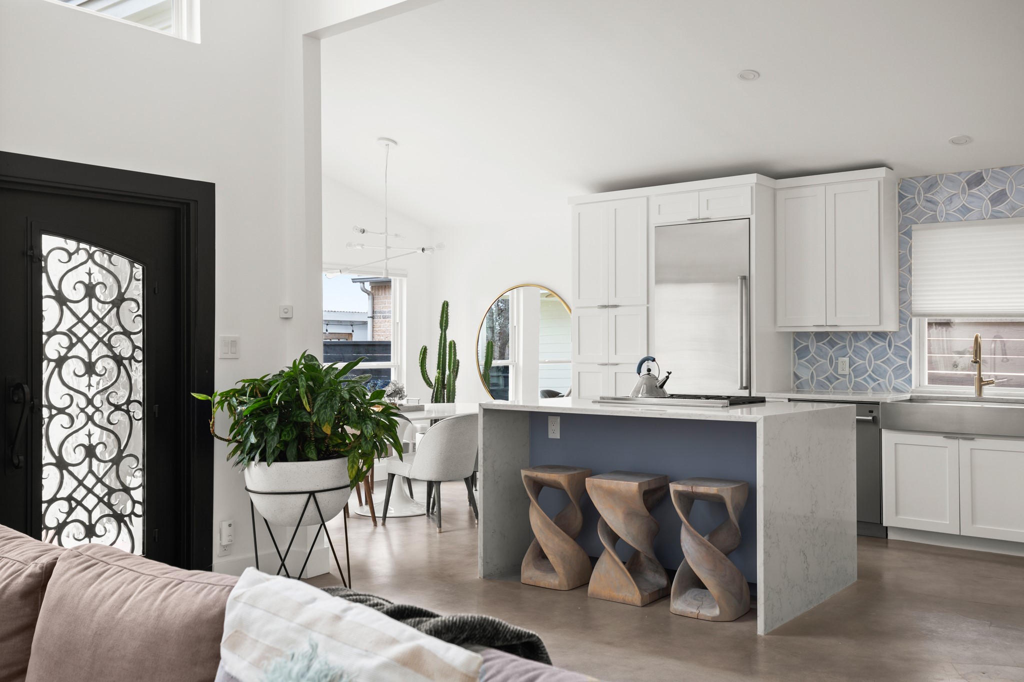 1813 Crooked Lane Austin, TX 78741 - Photo 12 of 40