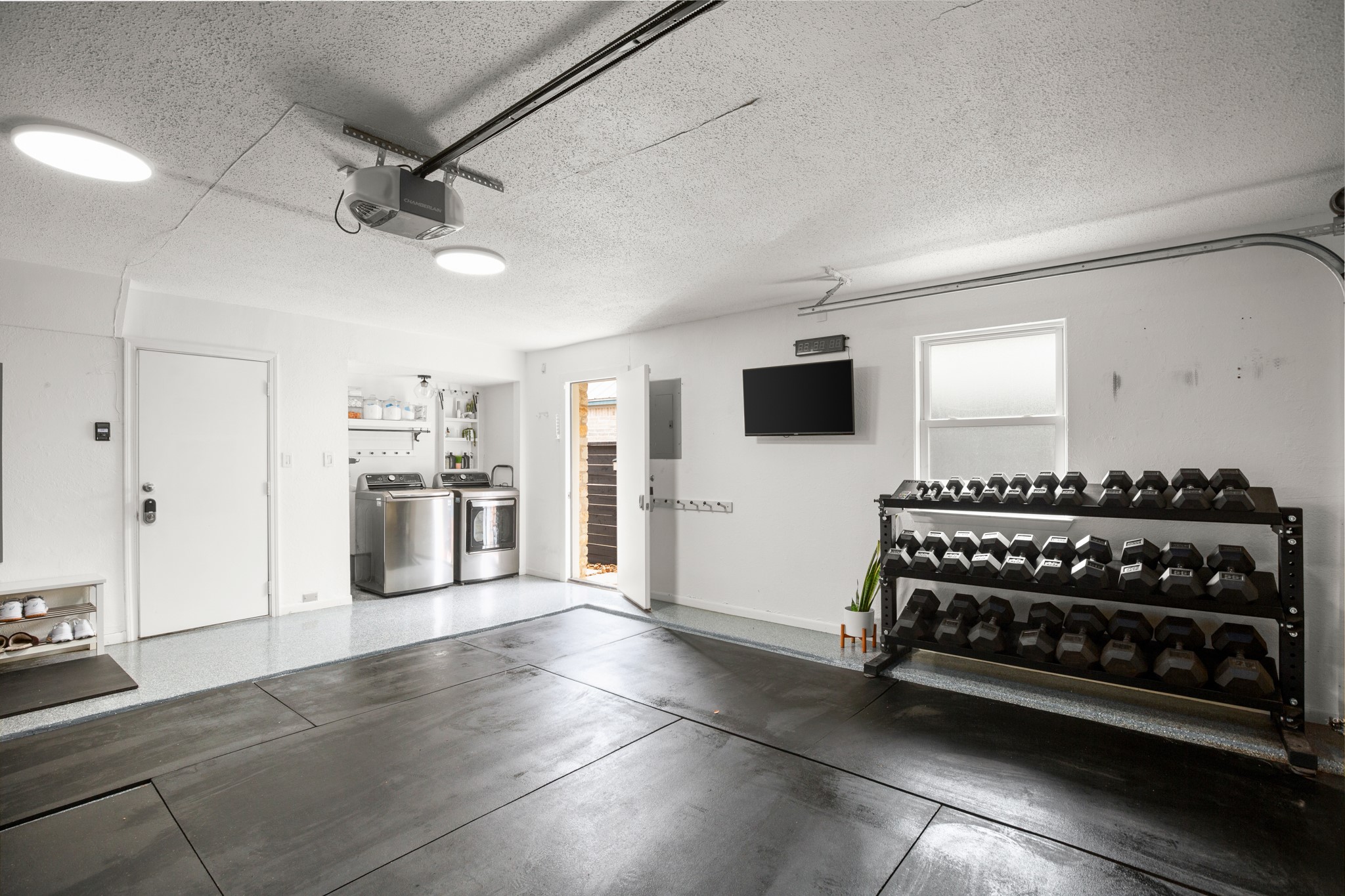 1813 Crooked Lane Austin, TX 78741 - Photo 28 of 40