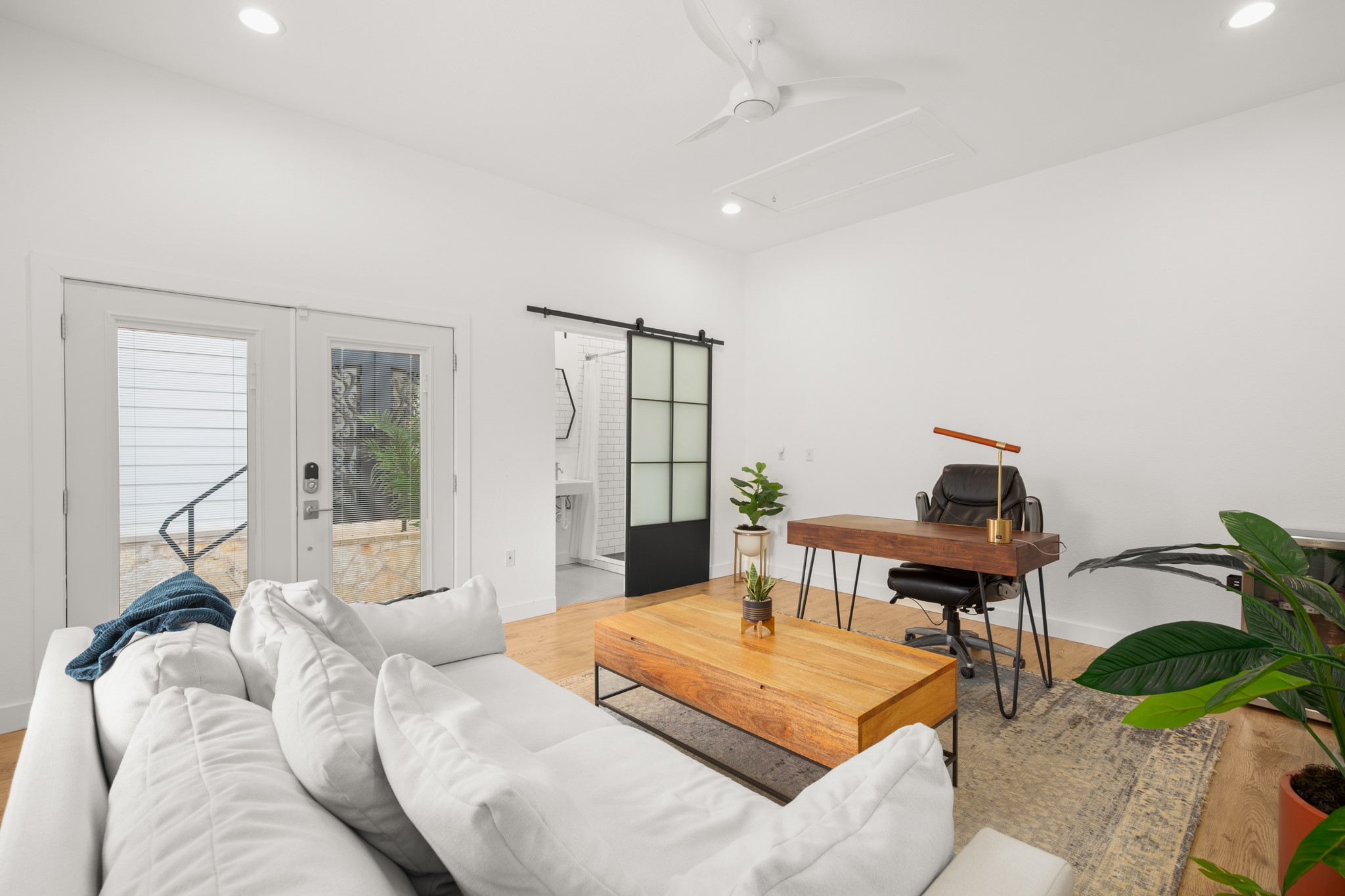 1813 Crooked Lane Austin, TX 78741 - Photo 30 of 40