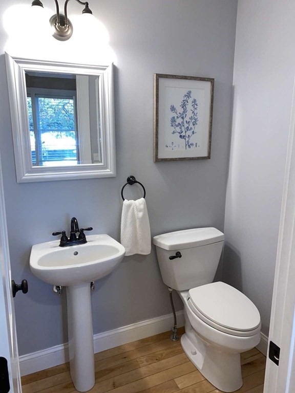 27 County Way Beverly, MA 01915 - Photo 9 of 17 Gallery Image 9