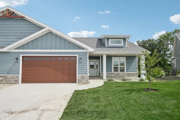 $479,900 | 6487 Ridge View Way, DeForest, WI 53532