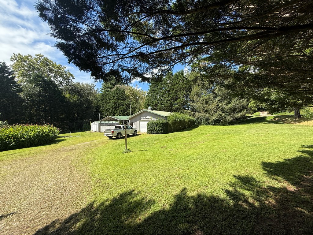 3335 Upper Peachtree Road Murphy, NC 28906 - Photo 2 of 23