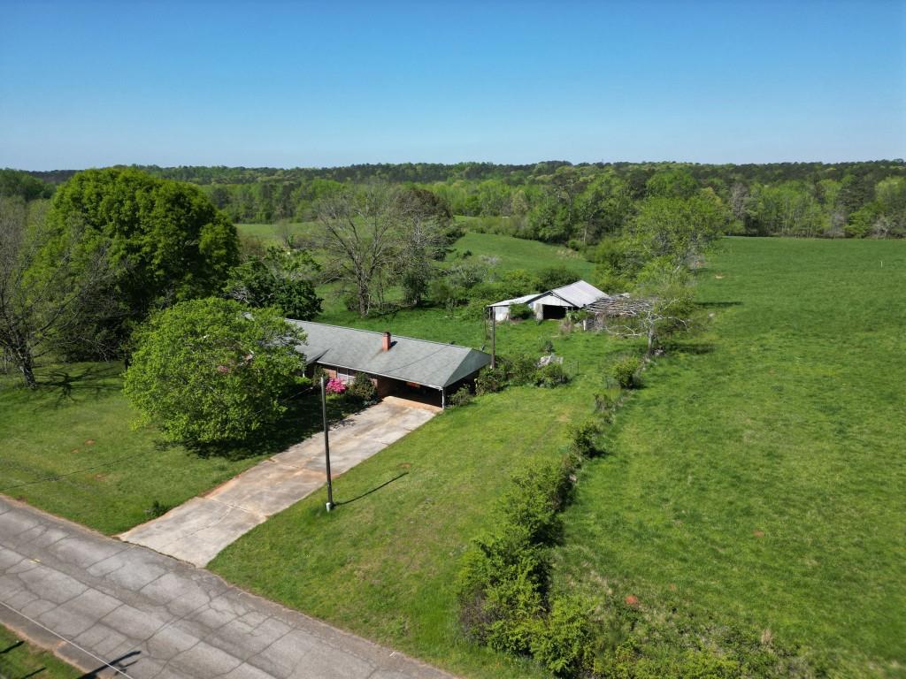 8405 Hearn Road Palmetto, GA 30268 - Photo 23 of 28 a view of a garden with an outdoor space