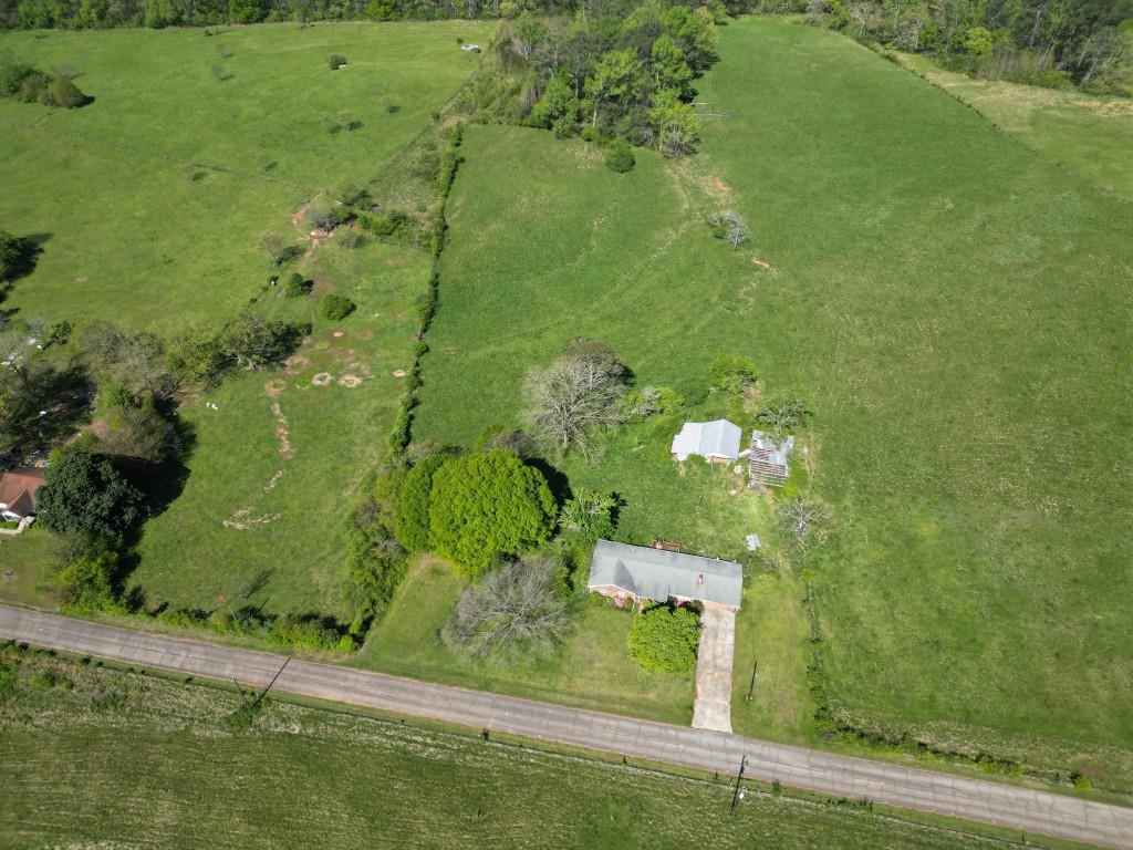8405 Hearn Road Palmetto, GA 30268 - Photo 24 of 28 a view of a garden