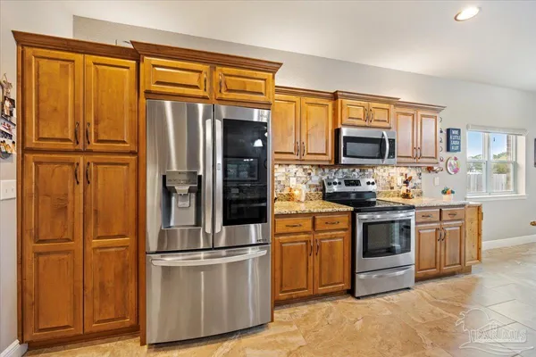 $439,000 | 4154 Oak Pointe Drive, Gulf Breeze, FL 32563