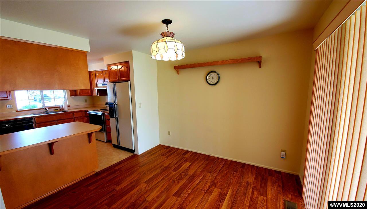 2111 Del Rio Avenue Southeast Albany, OR 97322 - Photo 6 of 24 Gallery Image 6