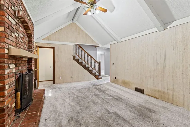 $350,000 | 523 Lancelot Drive, Liberty, MO 64068