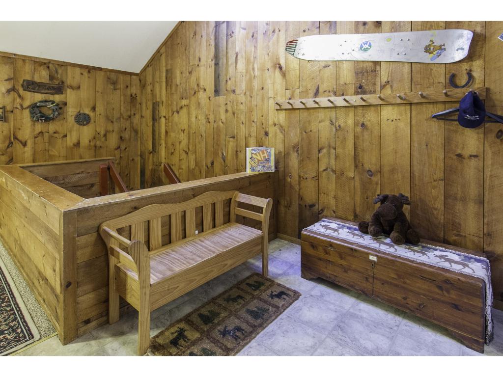 32 Condo Road, Unit 322 Campton, NH 03223 - Photo 2 of 23 Gallery Image 2