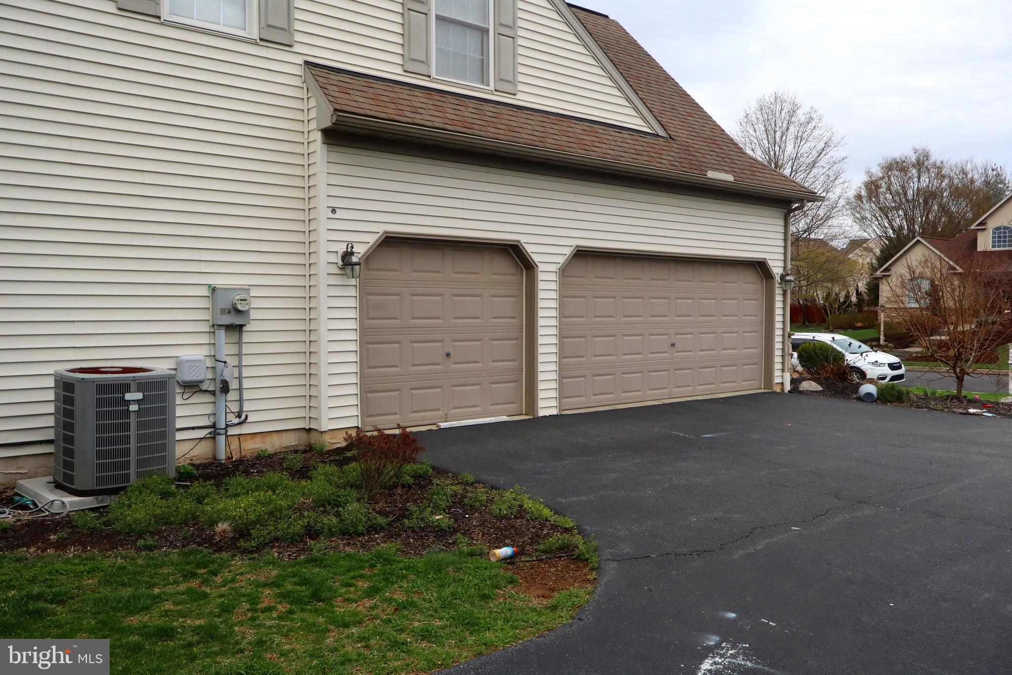 320 Wisteria Lane Sinking Spring, PA 19608 - Photo 29 of 34 Garage/side view
