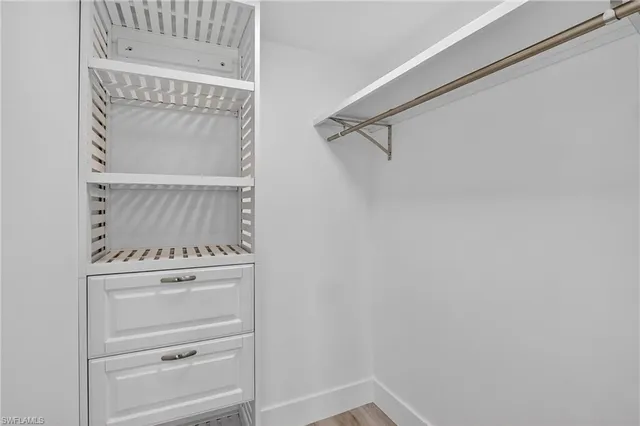 $479,000 | 29 High Point Circle East, Unit 204, Naples, FL 34103