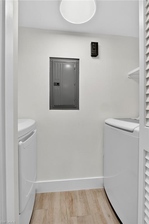 29 High Point Circle East, Unit 204 Naples, FL 34103 - Photo 24 of 29 a view of a hallway