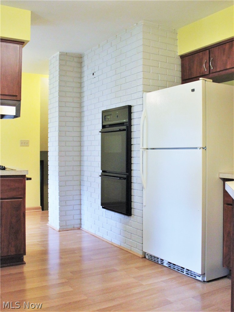 166 Hurd Road Aurora, OH 44202 - Photo 9 of 35 Kitchen