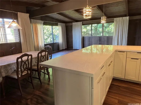 $3,700 | Undisclosed Address, Pearl City, HI 96782