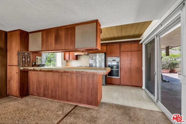 $1,695,000 | 29857 Knoll View Drive, Rancho Palos Verdes, CA 90275