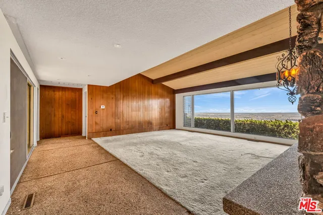 $1,695,000 | 29857 Knoll View Drive, Rancho Palos Verdes, CA 90275