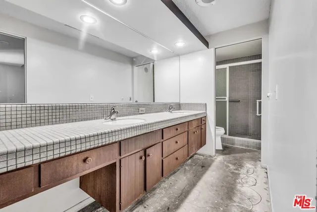 $1,695,000 | 29857 Knoll View Drive, Rancho Palos Verdes, CA 90275