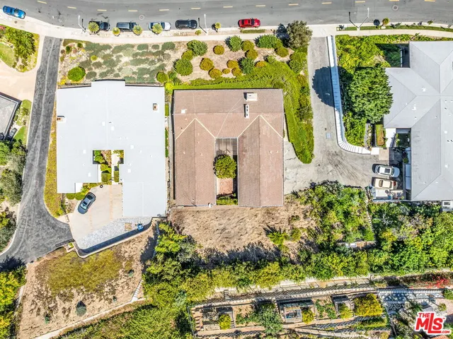 $1,695,000 | 29857 Knoll View Drive, Rancho Palos Verdes, CA 90275