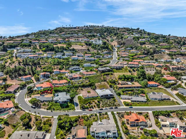 $1,695,000 | 29857 Knoll View Drive, Rancho Palos Verdes, CA 90275