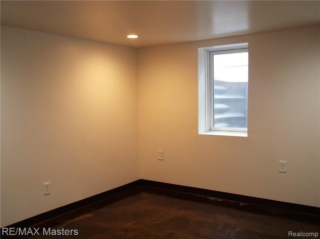 15044 Champaign Road Allen Park, MI 48101 - Photo 18 of 26 POSSIBLE 3RD BEDROOM DOWNSTAIRS