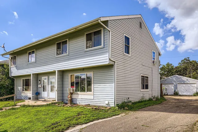 $435,000 | 2169-2171 Glenridge Avenue, St. Paul, MN 55119