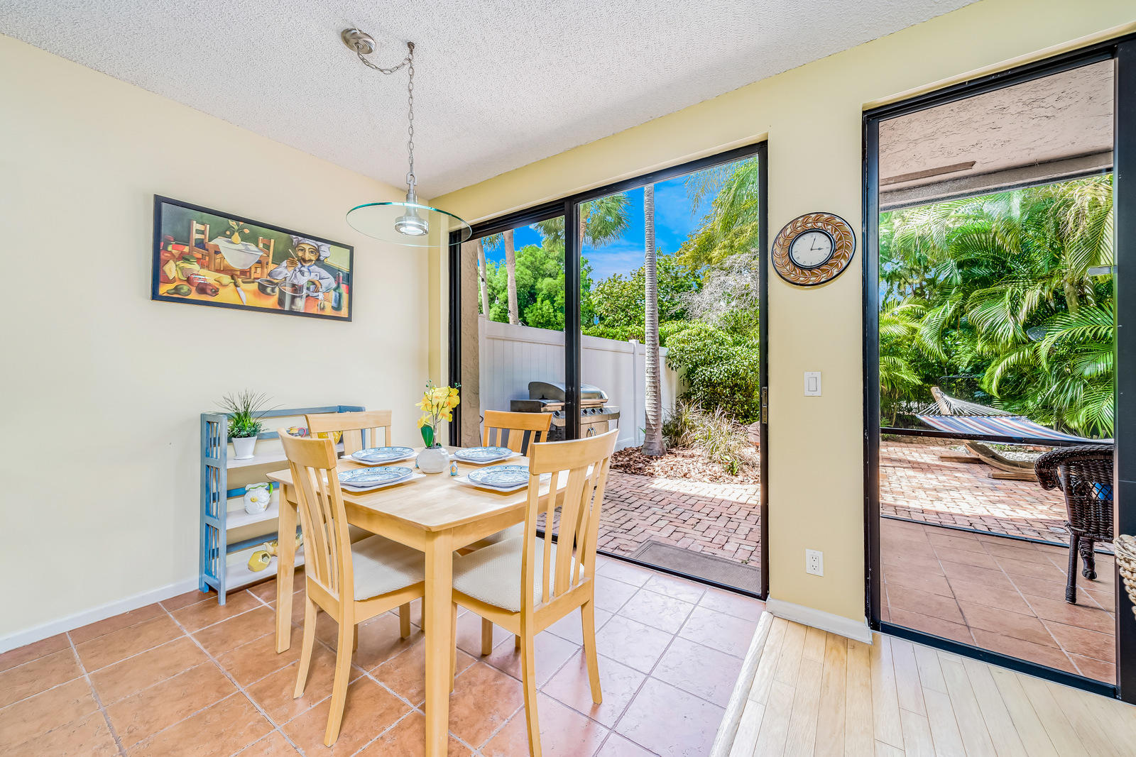5700 Santiago Circle Boca Raton, FL 33433 - Photo 28 of 82 sunny eat in area