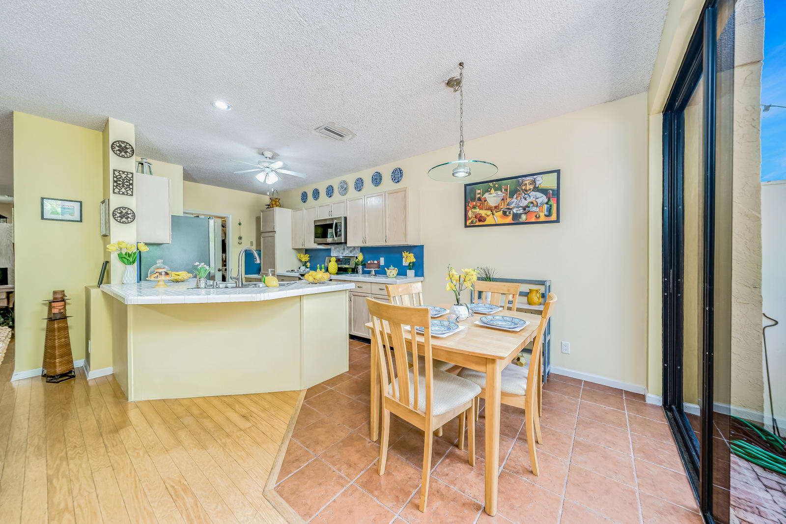 5700 Santiago Circle Boca Raton, FL 33433 - Photo 29 of 82 eat in kitchen area