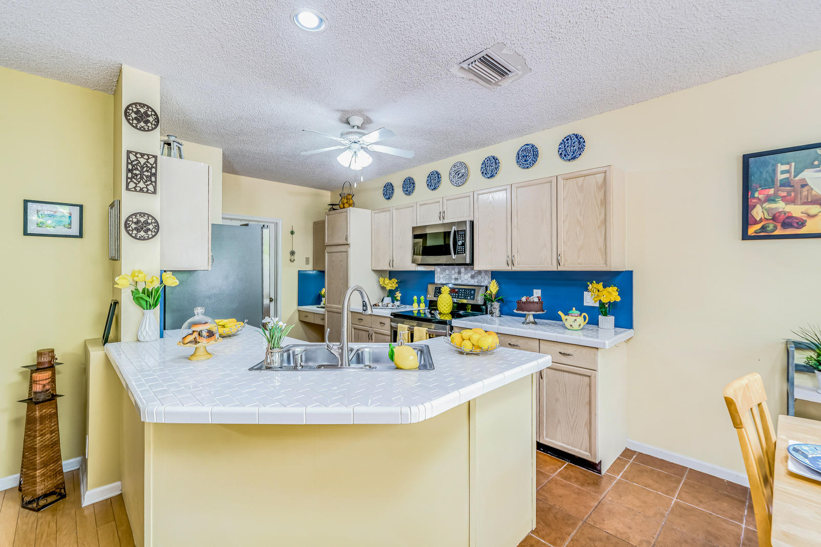 5700 Santiago Circle Boca Raton, FL 33433 - Photo 30 of 82 Huge kitchen